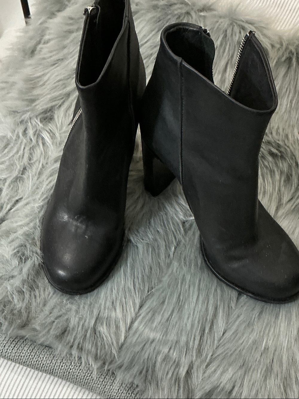 rag & bone Black Leather Zip Ankle Booties